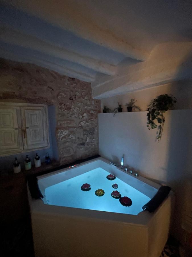 El Secret De La Llegenda El Drac Apartment